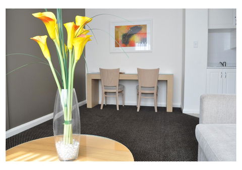 Coogee Sands Hotel & Apartments - Rental Cars 4