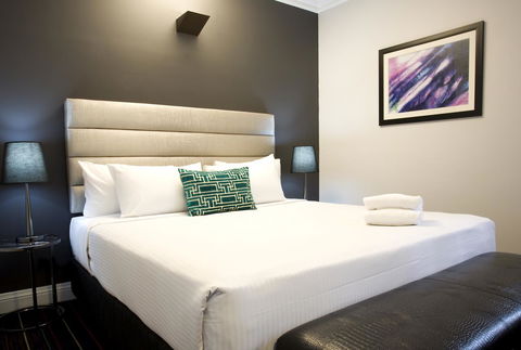 Hotel Challis Potts Point - Rental Cars 8