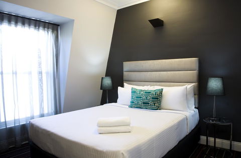 Hotel Challis Potts Point - Rental Cars 24
