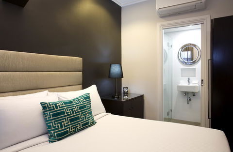Hotel Challis Potts Point - Rental Cars 16