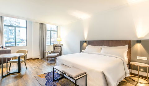 The Grace Hotel - Rental Cars 1