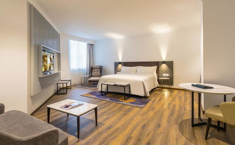 The Grace Hotel - Rental Cars 5