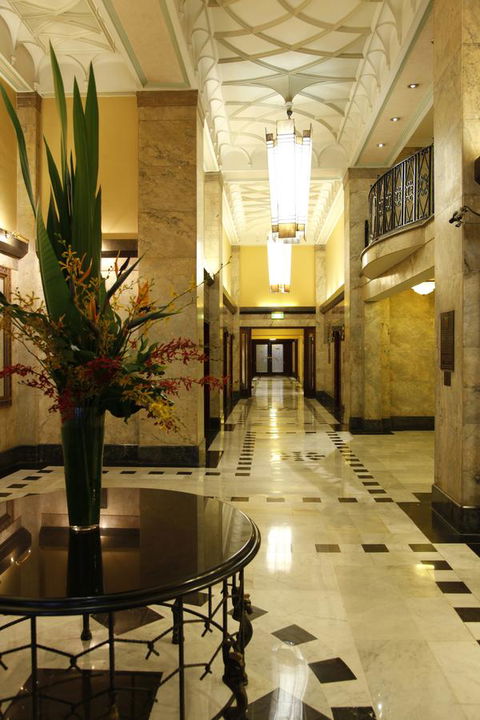 The Grace Hotel - Rental Cars 7