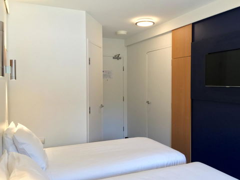 Ibis Budget - Gosford - Rental Cars 21