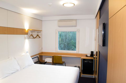 Ibis Budget - Gosford - Rental Cars 1