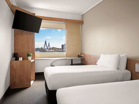Ibis Sydney Darling Harbour - Rental Cars 33