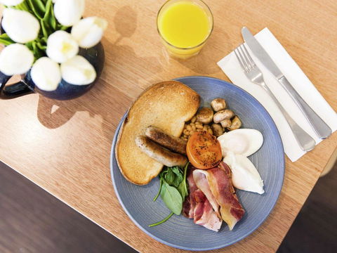 Ibis Sydney Darling Harbour - Rental Cars 32