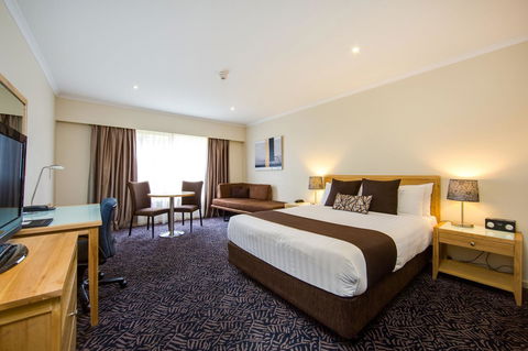 Best Western Plus Hovell Tree Inn - Rental Cars 15