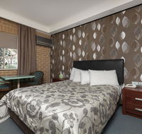 Grand Manor Motor Inn - Rental Cars