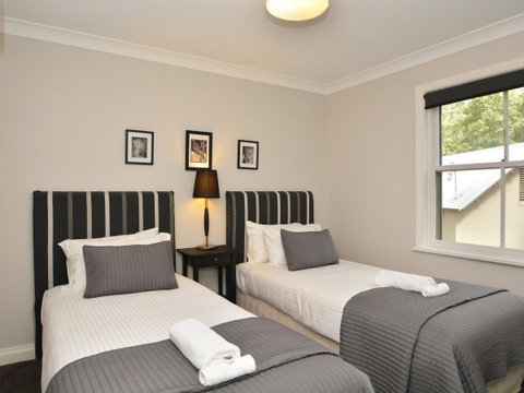 Villa 3br Margarita Villa Located Within Cypress Lakes Resort - Rental Cars 15