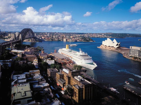Four Seasons Hotel Sydney - Rental Cars 37