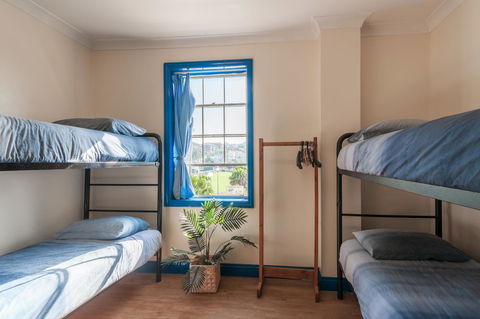 Mad Monkey Hostel Coogee Beach - Rental Cars 18