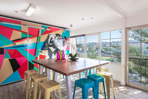 Mad Monkey Hostel Coogee Beach - Rental Cars 0