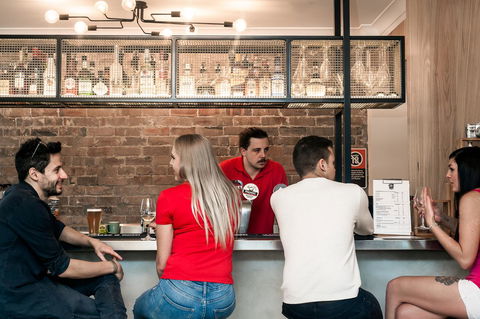 Mad Monkey Hostel Coogee Beach - Rental Cars 4