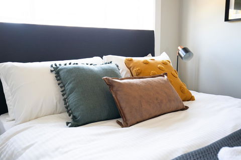 Horse And Jockey Hotel Homebush - Rental Cars 12