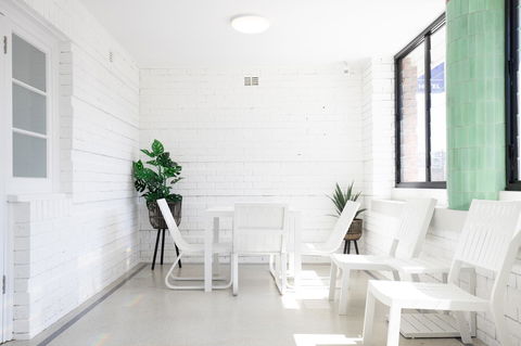 Horse And Jockey Hotel Homebush - Rental Cars 10