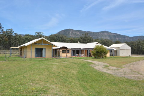 JE Guesthouse, Central To All The Hunter Valley Has To Offer - Rental Cars 40