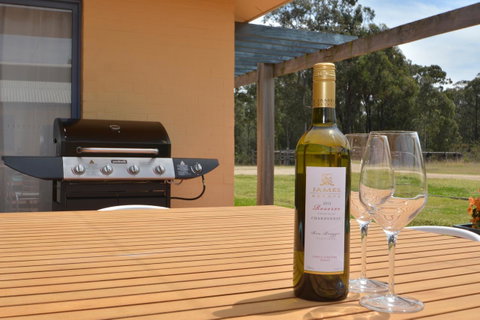 JE Guesthouse, Central To All The Hunter Valley Has To Offer - Rental Cars 10