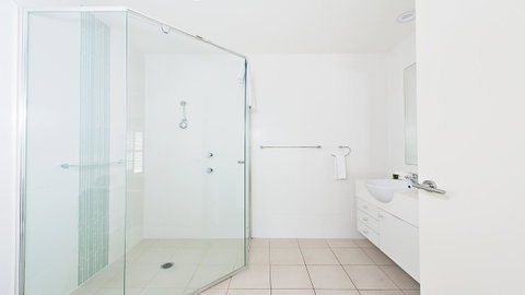 Pacific Blue, Salamander Bay - Rental Cars 17