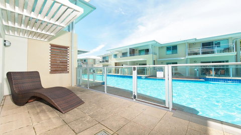 Pacific Blue, Salamander Bay - Rental Cars 10