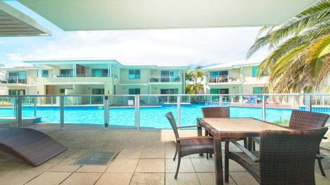 Pacific Blue, Salamander Bay - Rental Cars 11