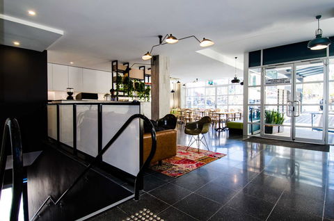 Ibis Budget Sydney East - Rental Cars 6