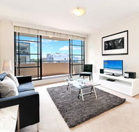 Wyndel Apartments - Apex North Sydney - Rental Cars