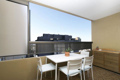 Paxsafe Sydney Hyde Park Budget Apartments - Rental Cars 14