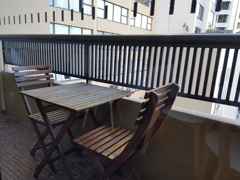 Paxsafe Sydney Hyde Park Budget Apartments - Rental Cars 9