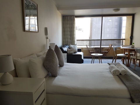 Paxsafe Sydney Hyde Park Budget Apartments - Rental Cars 15