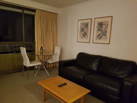 Paxsafe Sydney Hyde Park Budget Apartments - Rental Cars 3