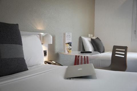 Ibis Sydney Airport - Rental Cars 24