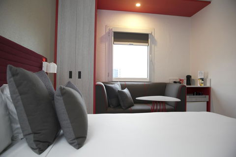 Ibis Sydney Airport - Rental Cars 0