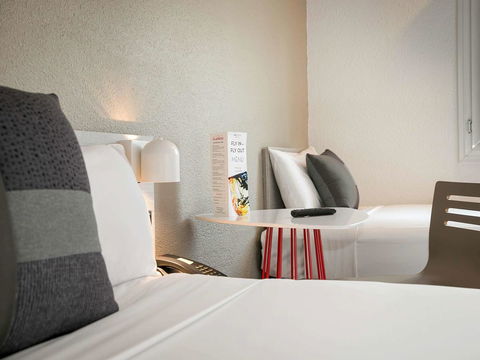 Ibis Sydney Airport - Rental Cars 32