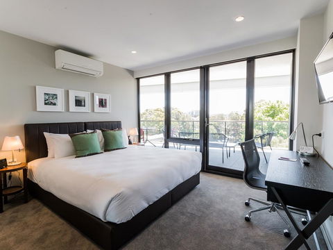 The Branksome Hotel & Residences - Rental Cars 2