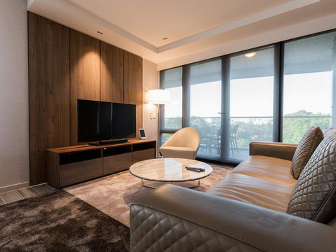 The Branksome Hotel & Residences - Rental Cars 8