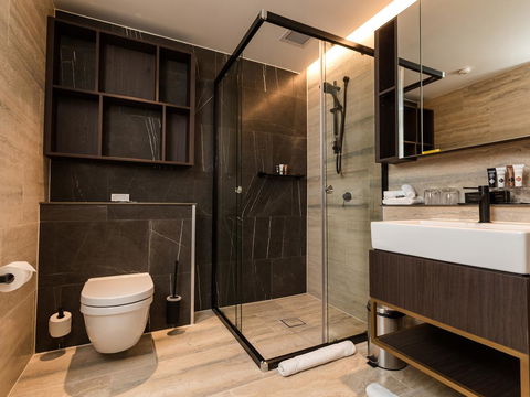 The Branksome Hotel & Residences - Rental Cars 6