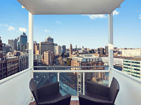Mercure Sydney - Rental Cars 44