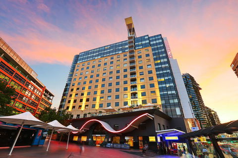 Mercure Sydney - Rental Cars 17