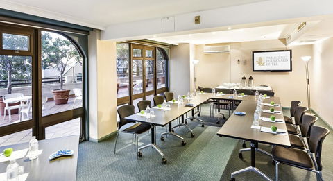 The Sydney Boulevard Hotel - Rental Cars 34