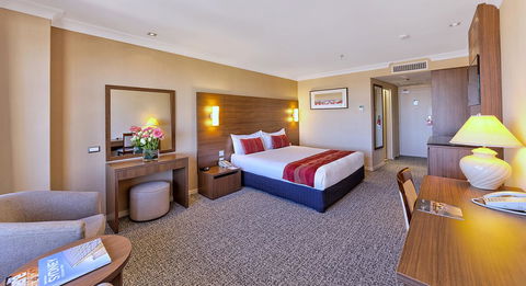 The Sydney Boulevard Hotel - Rental Cars 13