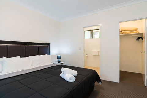 Eastwood Furnished Apartments - Rental Cars 6