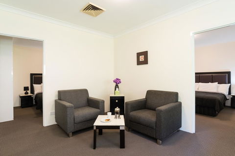 Eastwood Furnished Apartments - Rental Cars 4