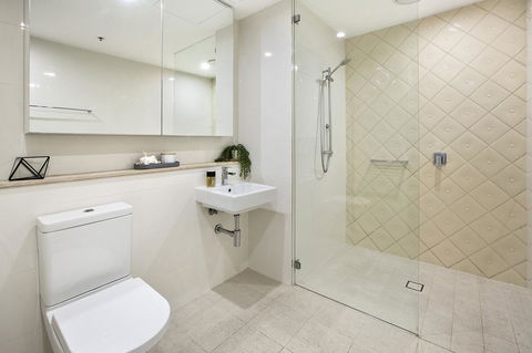 Orange Stay Apartments Potts Point - Rental Cars 9