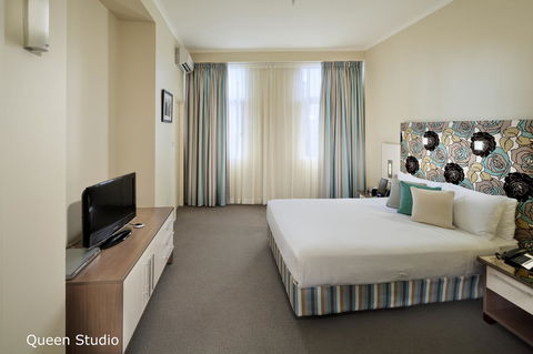 Best Western Plus Hotel Stellar - Rental Cars 13