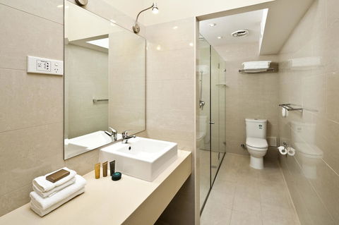 Best Western Plus Hotel Stellar - Rental Cars 2