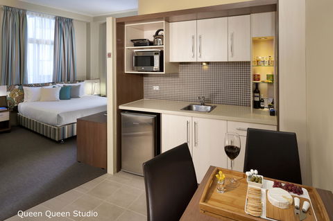 Best Western Plus Hotel Stellar - Rental Cars 9