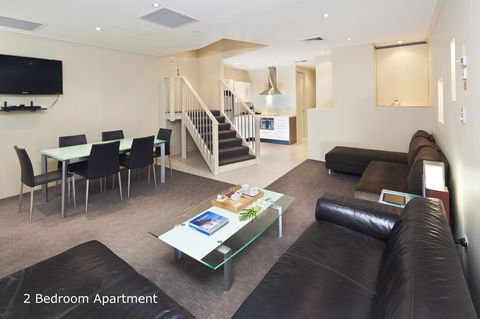Best Western Plus Hotel Stellar - Rental Cars 12