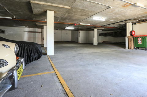 Little Coogee Hotel - Rental Cars 16