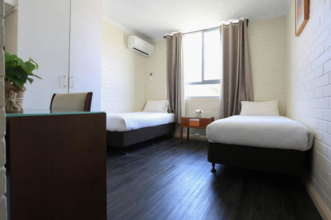 Little Coogee Hotel - Rental Cars 27